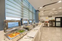 Super 8 Hotel (Xuzhou Suining Bayi Middle Road Xingmei Plaza) Hotels in Suining