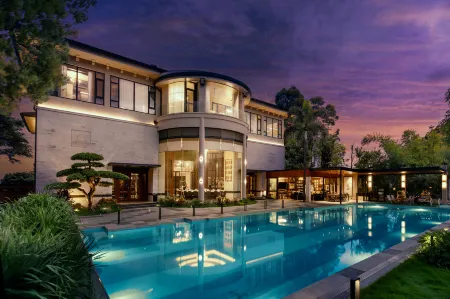 Jushu Holiday Villa (Meilin Lake Store, Qingyuan) Отели рядом с достопримечательностью «Mayland Resort Hot Spring»