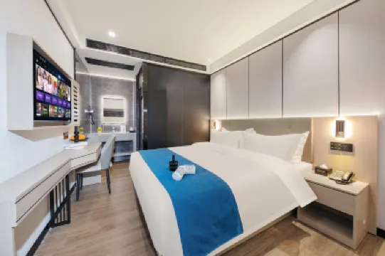 Yimi Hotel (Haizhu Square Subway Station Yide Road Branch) Hotels near Shishi Sacred Heart Cathedral