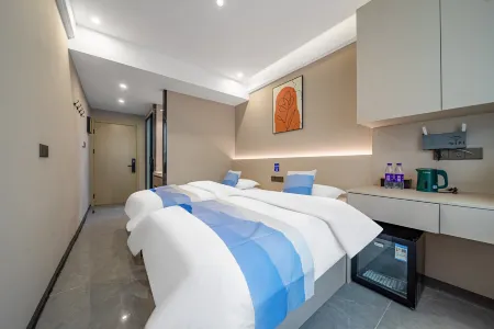 Yuelu Hotel Service Apartment (Fudan University Handan Campus Branch) Отели рядом с достопримечательностью «Fudan University Environmental Science and Engineering Department»