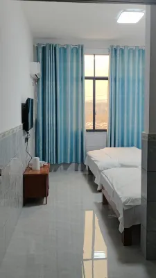 Fuyang Youhong Hotel Hotels near Longtan Ancient Town