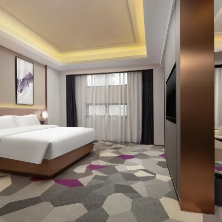 Lavande Hotels (Ningxiang Emerald Lake International Plaza Store)