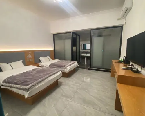 Yangjia Courtyard Homestay فنادق في يانغ بي