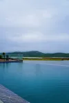 Yiyi Pushé · Lakeside Starry Sky Swimming Pool Vacation Apartment - สระว่ายน้ำแบบอินฟินิตี้