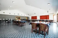 Rupis Resort near Udaipur Airport Hotels in Kemri