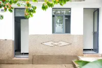 Dongyi Hostel
