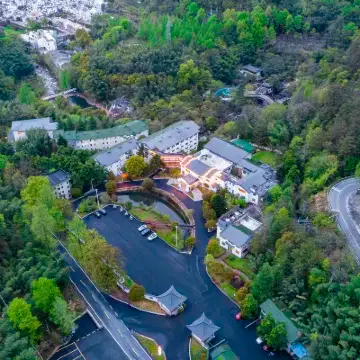 黃山翡翠度假村（黃山湯口南大門翡翠谷店） 翡翠谷附近的飯店