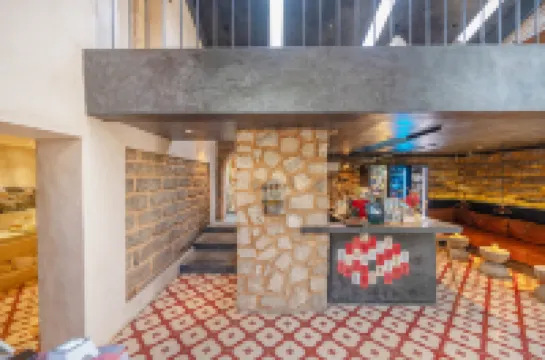 Weizhou Island Muyanxi Seaview Homestay (Wucaitan No.1 Branch)