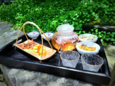 梵淨山歇山靜舍民宿