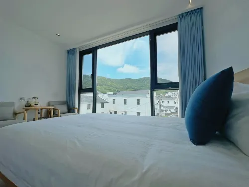 Heartway Coastline · White Impression Luxury Designer Parent Child Sea View Resort Art Stay