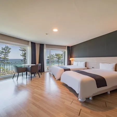Gyeongpo Soo Hotel Отели рядом с достопримечательностью «Пляж Канмун»