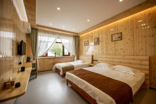 Erguna yurt tour Duoduo Inn - Pet friendly
