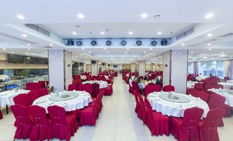 Vienna Classic Hotel (Lianzhou Building) - Housity