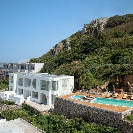 Moon Villa