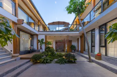 棲蘭 · Habitat | Naxi慢時光輕奢庭院(麗江五一街店) 文化院落·恆裕公民居博物館附近的飯店