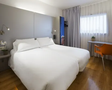 B&B Hotel Figueres Отели в г. Фигерас
