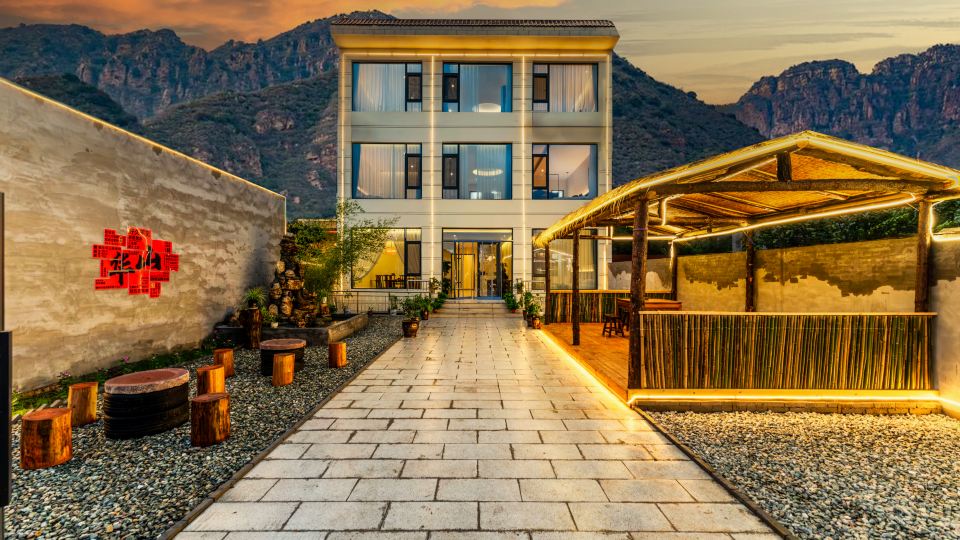 Jinglanshan Homestay (Huashan Scenic Area Visitor Center)