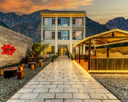 Jinglanshan Homestay (Huashan Scenic Area Visitor Center) Hotels in Huayin