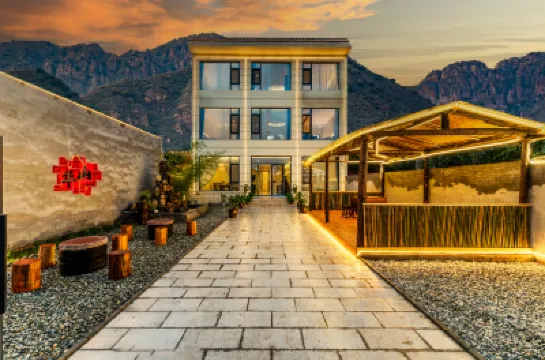 Jinglanshan Homestay (Huashan Scenic Area Visitor Center) Hotel a 