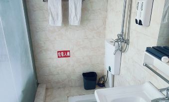 Yunzhu Hotel