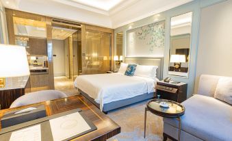 Senran Wutong Hotel