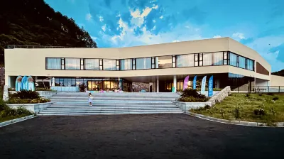 MARVELOUS Water Sprots Park-Resort