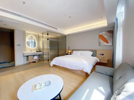 Venice Ting Hotel Отели рядом с достопримечательностью «Nanmenwan»