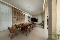 Qingrongli Boutique Inn (Mangshi Square & Dai Ancient Town Branch)