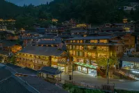 Suyan·Lishang Art Gallery B&B (Xijiang Thousand-Household Miao Village Viewing Platform Branch)
