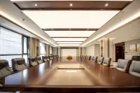 Xingjia Yilong Hotel Hotels in Meihekou