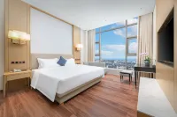 Weigang Supreme International Hotel (Beihai International Wharf Qiaogang Style Street)