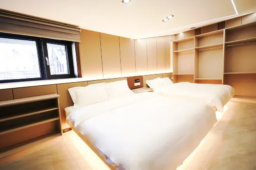 Xuexiang Xuejing Jiahua Hotel