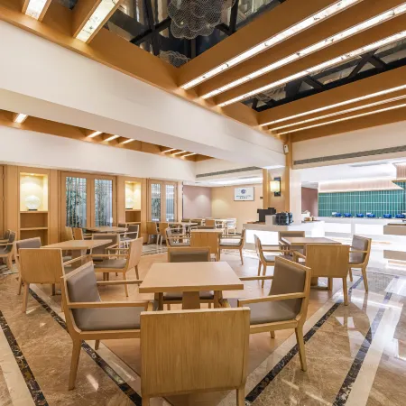 Jiulong Joy Hotel (Fuquan Central City Branch)