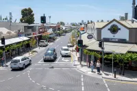 Jasper Motor Inn Hotels in Fullarton