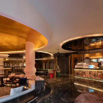 CHANGSHA WUYI SQUARE EXOTIC LUXURY HOTEL