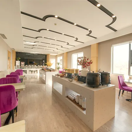 Lavande Hotel (Linyi People's Square)