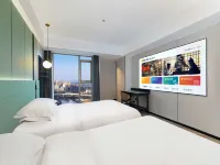 Huasheng Yitang Hotel (Hushan Metro Station, Wuhan University) Hotels near Hubei Vocational College of Art