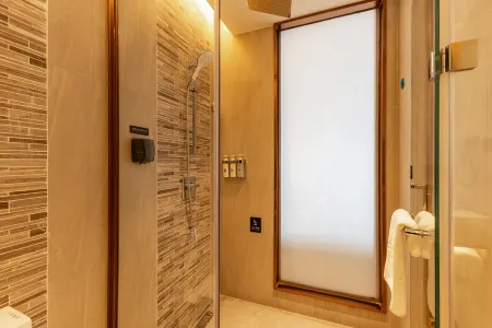 Lavande Hotel Wuhan Tianhe Airport Aviation Headquarters Subway Station Branch Отели рядом со станцией Tianhe Airport Station