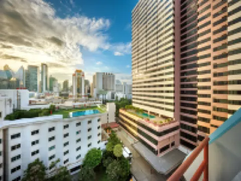 Royal Benja Hotel - Family Friendly Hotel Hotels near Asoke