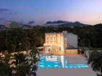 Coconut Resort Hotel Hotels in Lingshui Li Autonomous County