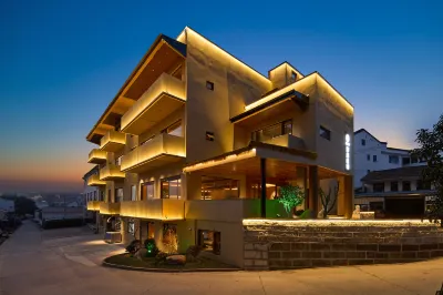 Floral Lux Hotel·Tanfeng Hotel