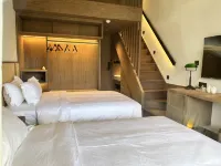 冶勒湖科考ホテル
