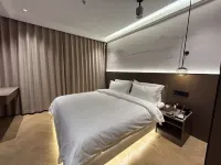 GS1 Esports Business Hotel (Gushi Zhongyuan Road Genqin Cultural Park Branch)