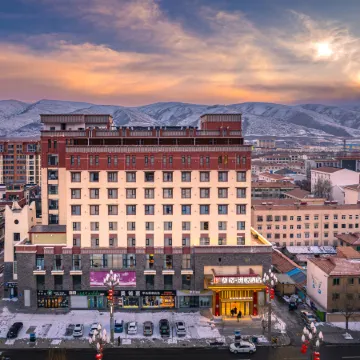 Ngawa County Zunge Zhouyue Hotel