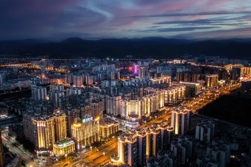 XINGYE·BUFF Hotel (Gaozhuang Xishuangjing Starlight Night Market Branch)