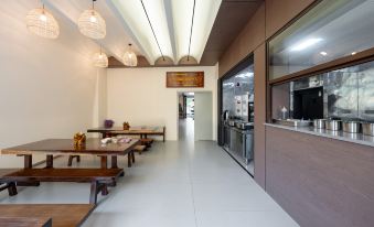 Harmony Archer Hotel