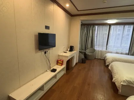 Yugan Shuangjia Hotel Отели рядом с достопримечательностью «Lake Biwa Scenic Area»