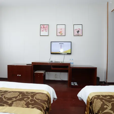 Minle Tianyu Business Hotel