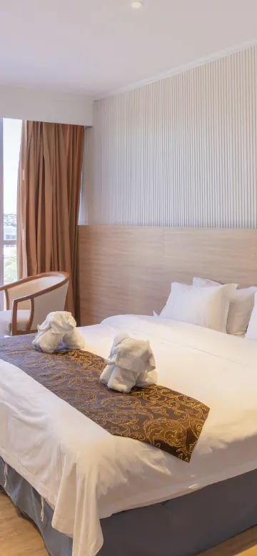 ห้องซูพีเรียร์ เตียงใหญ่ 1 เตียง