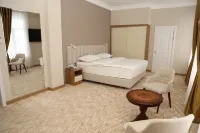Clouds Hotel
